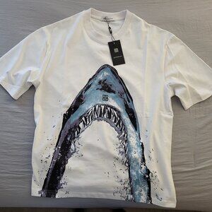 Givenchy T shirt
